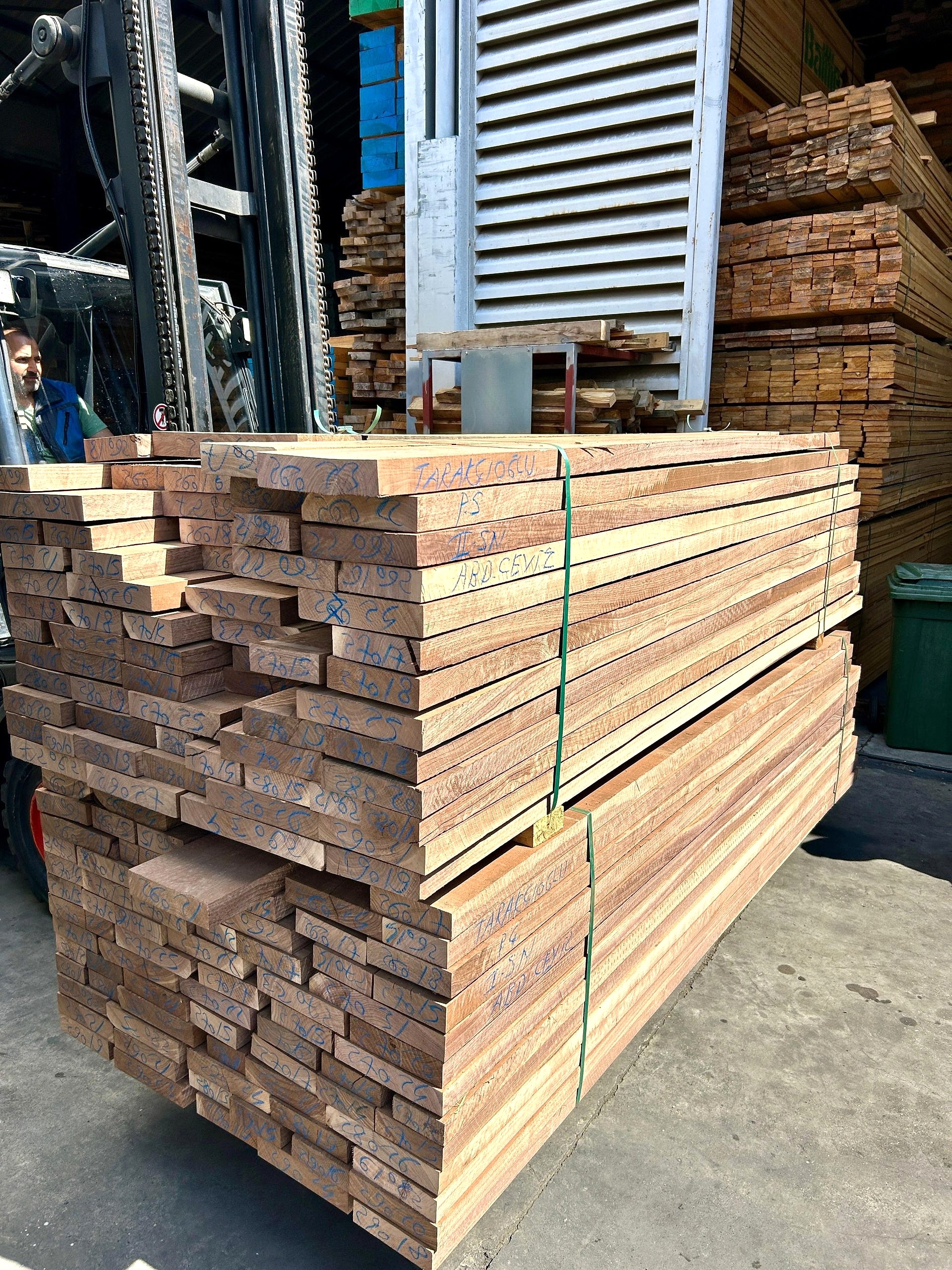 Amerikan Ceviz Kereste