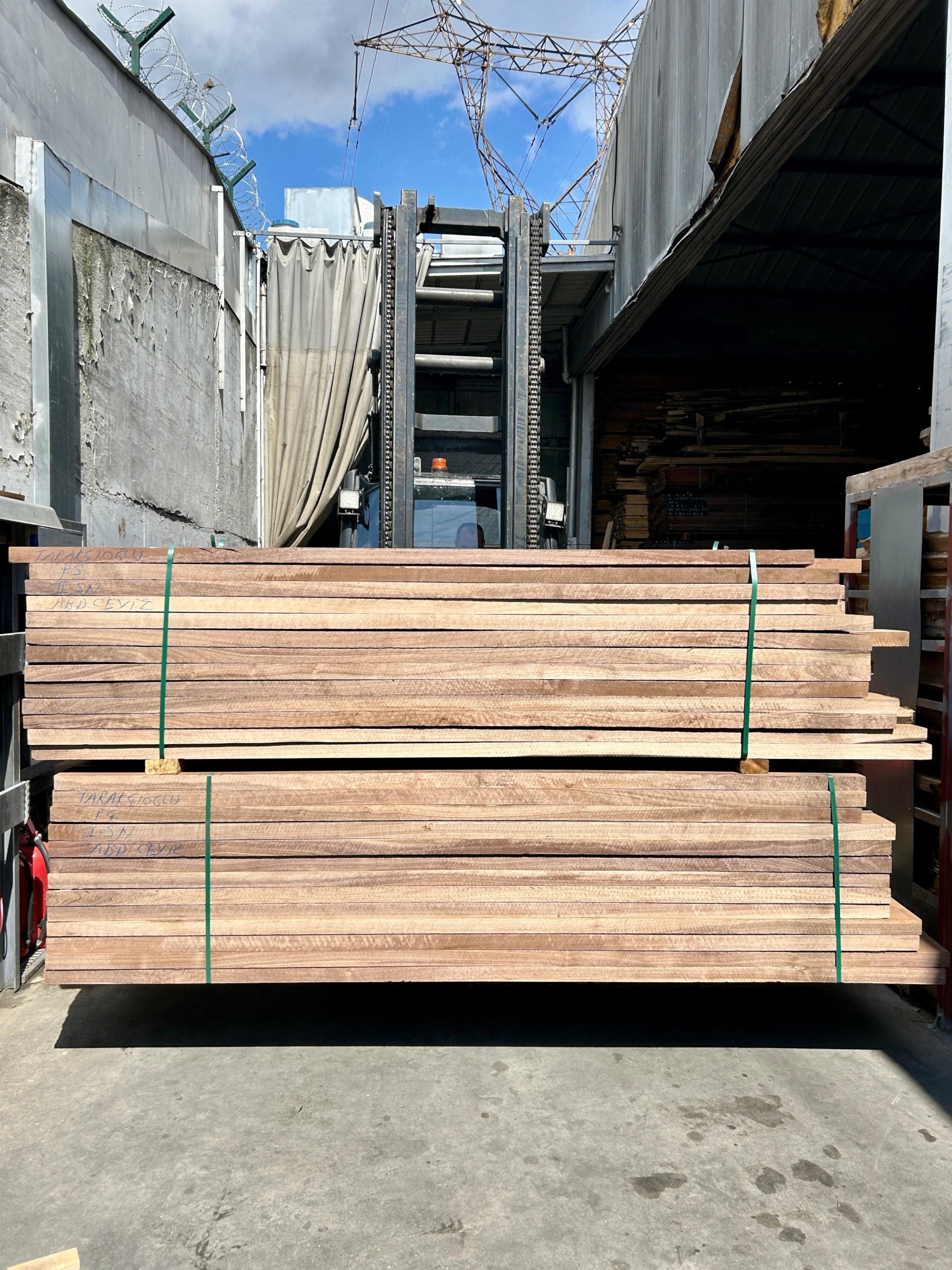 Amerikan Ceviz Kereste